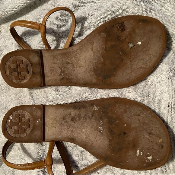 tory burch flats gold logo big shoes logo flats - Picture 3 of 5